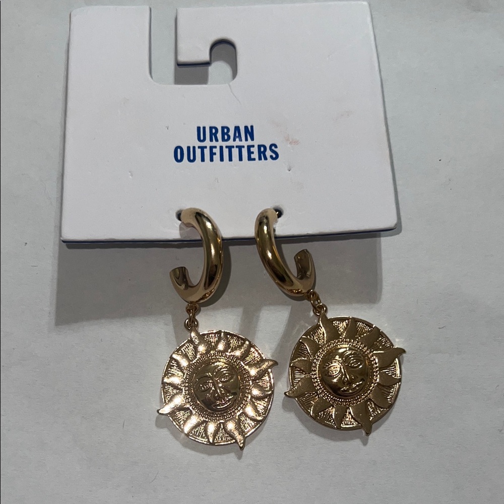 Urban Outfitters Gold Sunburst Earrings